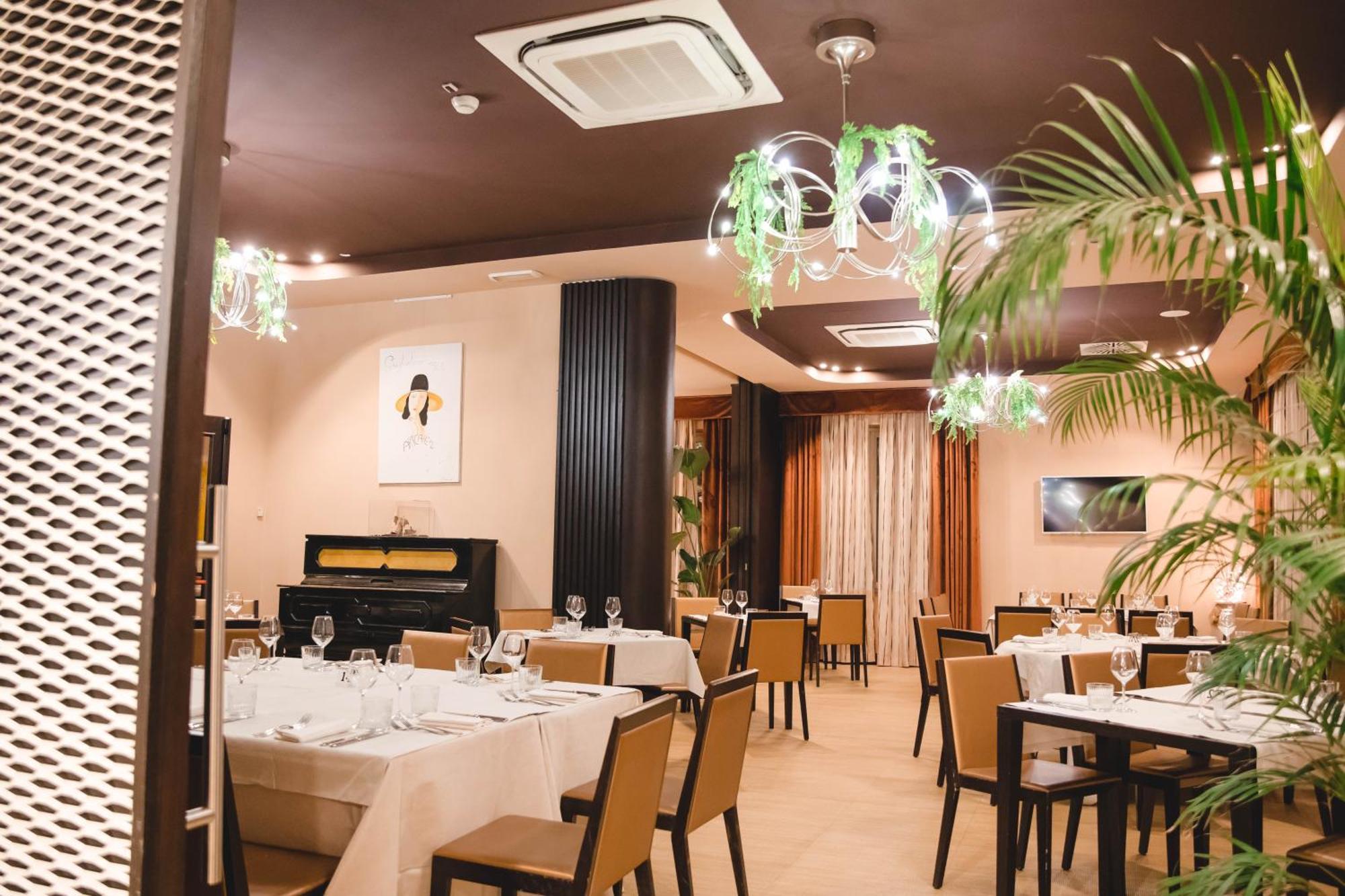 古列尔莫酒店 卡坦扎罗 外观 照片